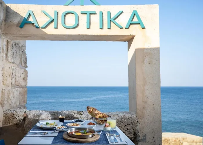 Akotika Boutique