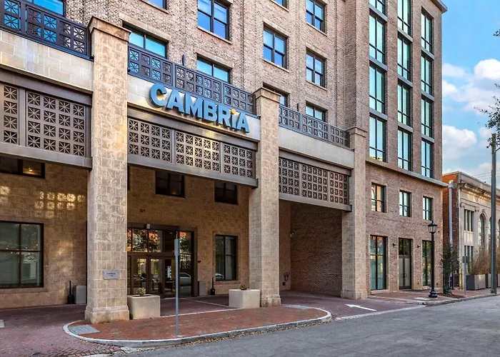 Cambria Hotel Savannah Downtown Historic District