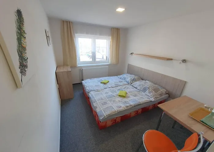 Hotel Decin Na Skrivance