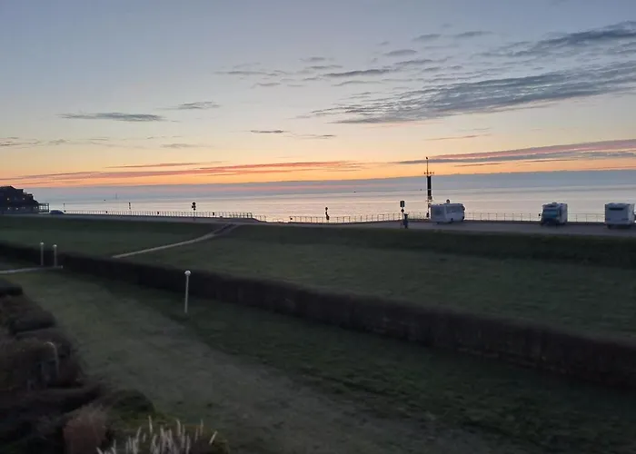 Studio mit Meerblick und großer Loggia - Direktzugang zur Nordsee