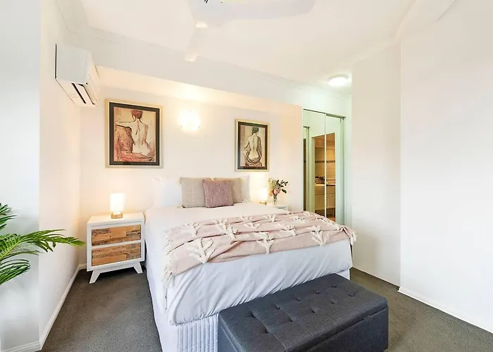 Captain'S Lookout - Penthouse Living At Cullen Bay