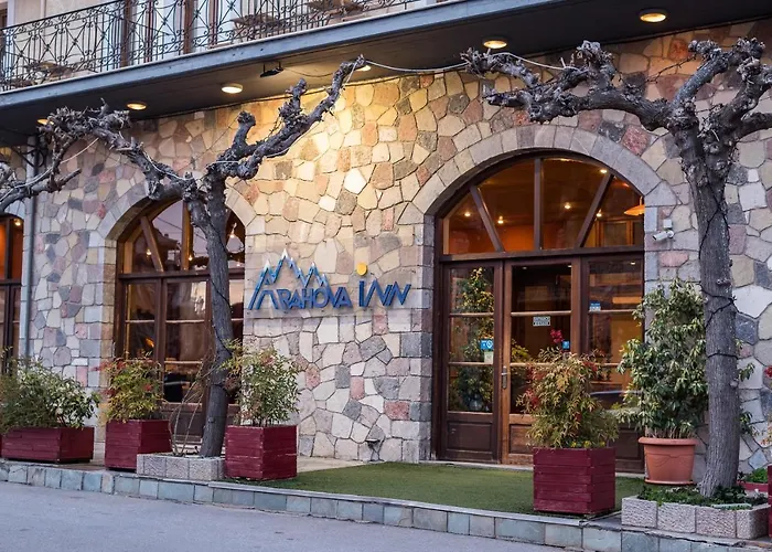 Arahova Inn Hotel