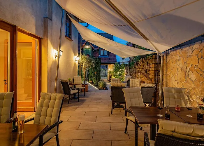 Hotel Arador