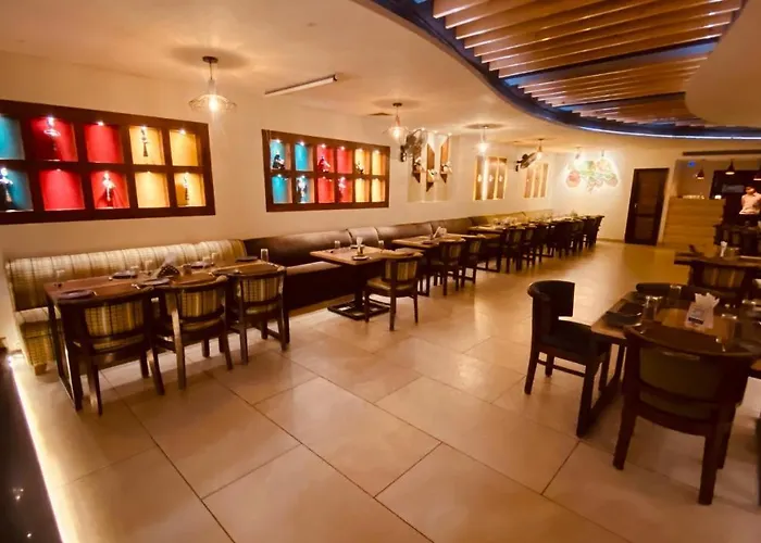 Hotel Amar Palace