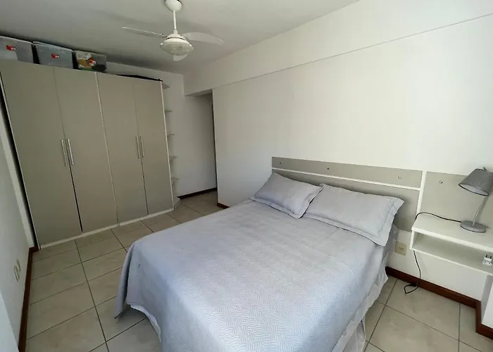Apartamento espaçoso 2 quartos a 200 m da praia