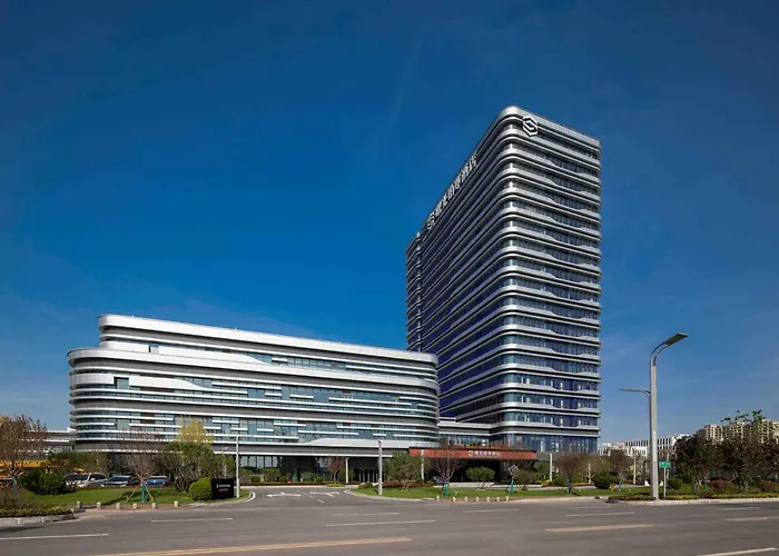 Sunstone Plaza Hotel