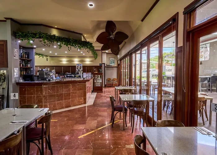 Yandina Hotel