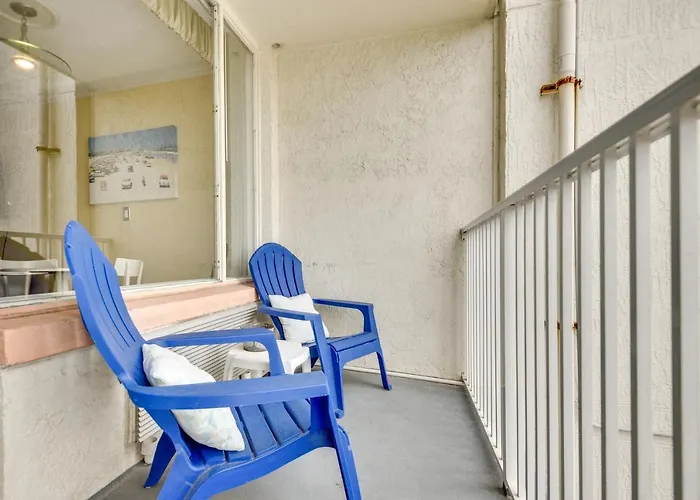 Daytona Beach Studio W/ Private Lanai 1 Mi To Pier