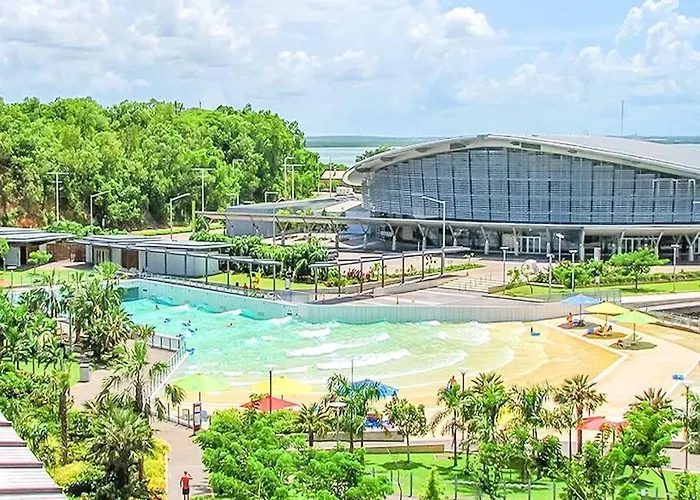 Zen88 Esplanade: 3-Br Luxury Suite Near Waterfront