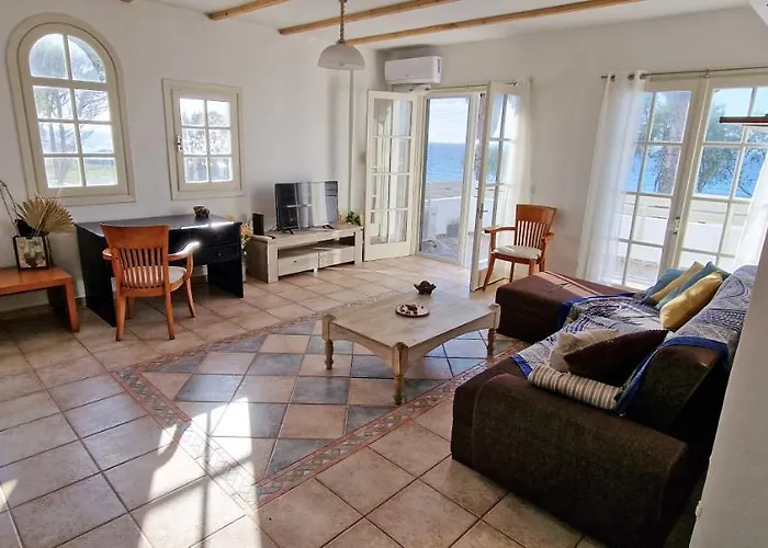 Beachlife: The Apartment