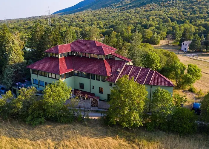 Holiday Resort Zlatni Dol Mostar