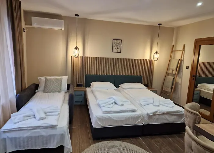Kamelia Guest Rooms