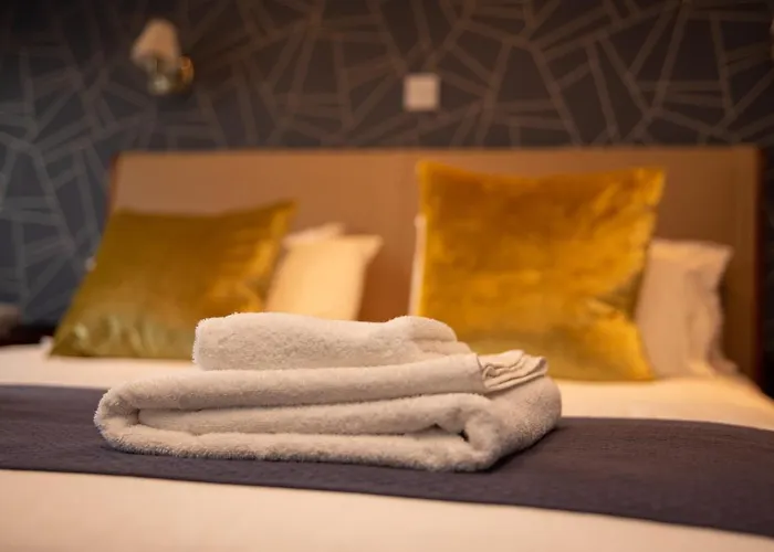 The Oak House Hotel