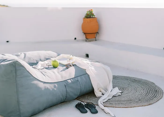 Arte Lindos Suites