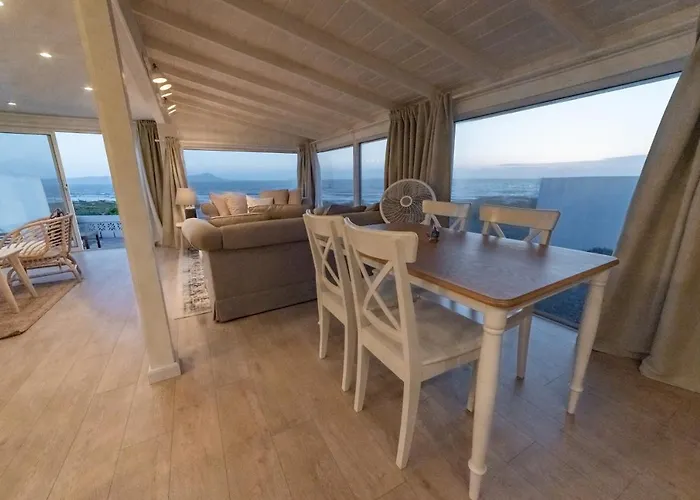Casa Maria - Beachfront Cottage On The Sand