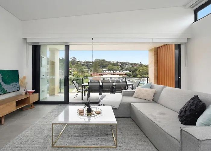 #15 The Ash Apartments Close To Beach Accom Holidays