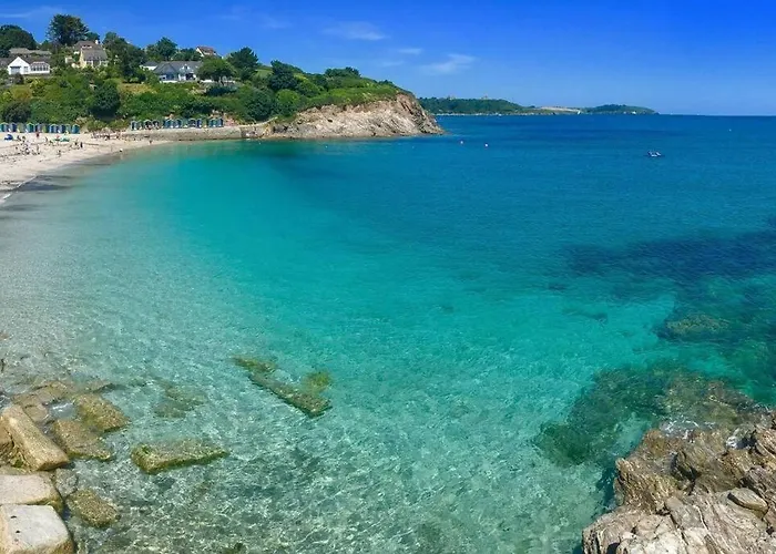 The Nest, Central Falmouth, 10 Mins To The Beaches And Off Street Parking
