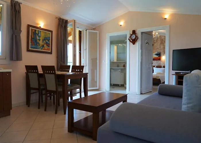 Villa Ilias