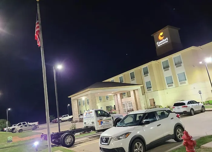 Comfort Inn & Suites Van Buren - Fort Smith