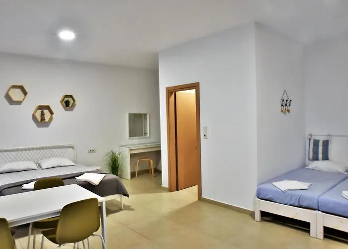 Telhinis Hotel & Apartments
