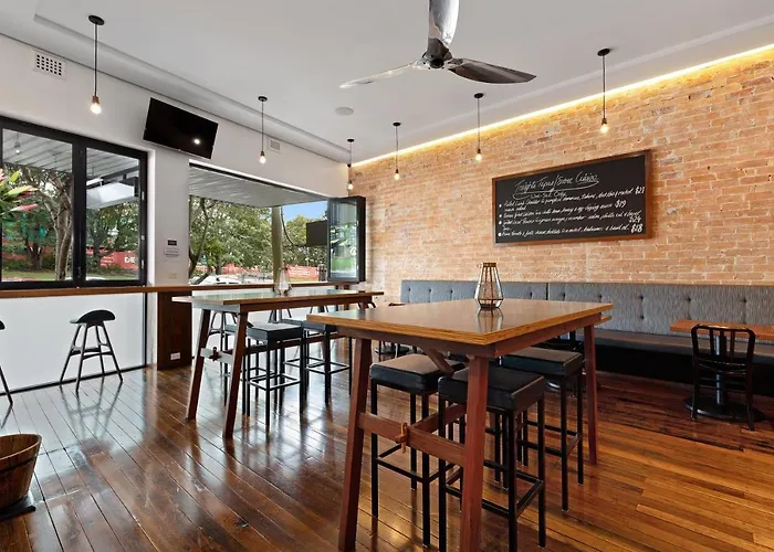 Pier Hotel Coffs Harbour