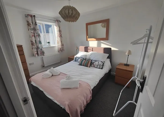Shoreline Seaside Holiday Home Aberavon Beach