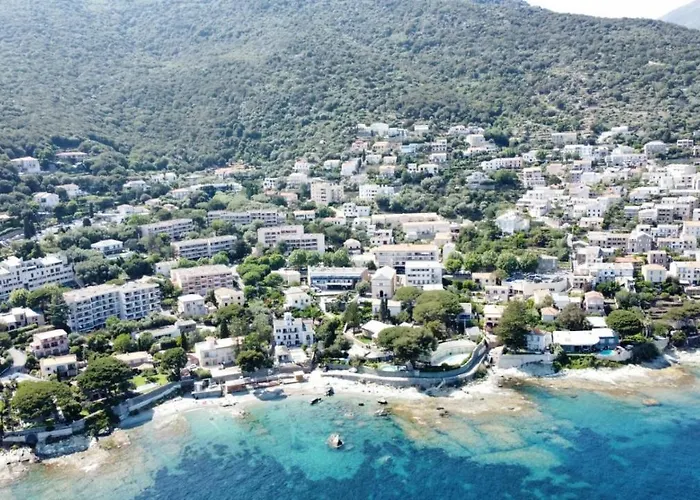 Hotel Cyrnea