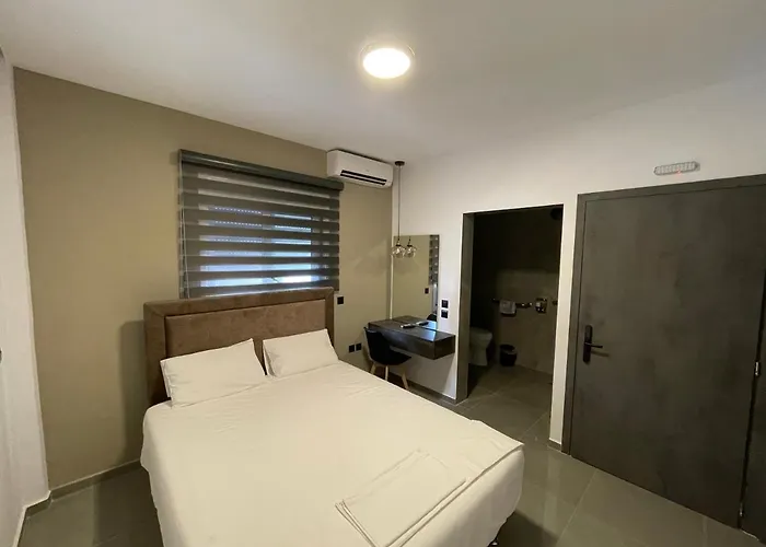 Zografos Rental Rooms