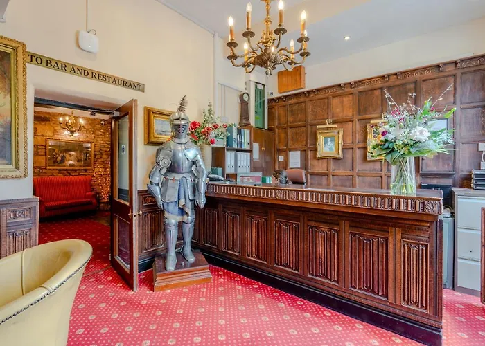 Crown Hotel Cotswold