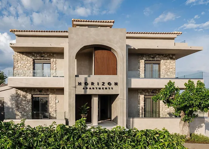 Horizon Apartments - Beachfront Luxury, By Zantewize
