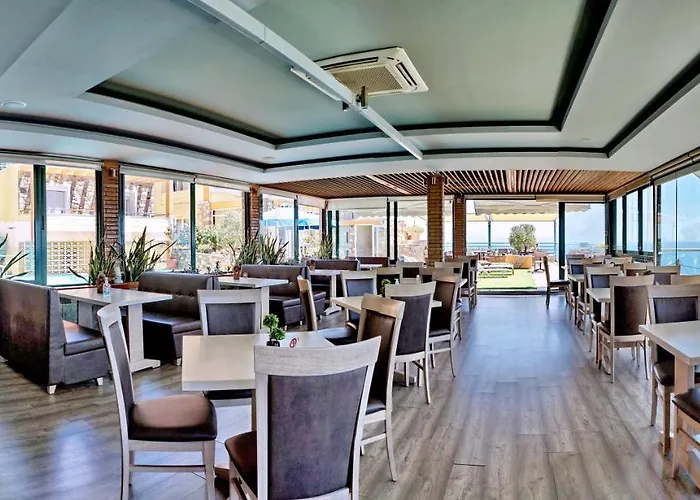 Hotel Vicky II