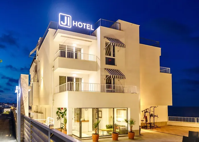 Ji Hotel