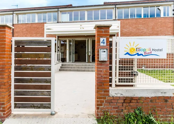 Eliopoli Beach Hostel & Restaurant