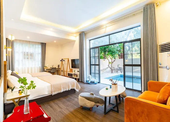 Beihai Silver Beach Yintai Time Seaview Villa Hotel