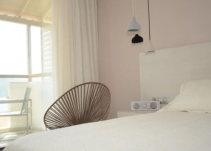Ino Hotel & Suites