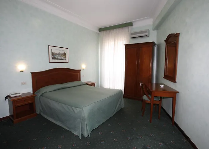 Hotel Adriatic Rome