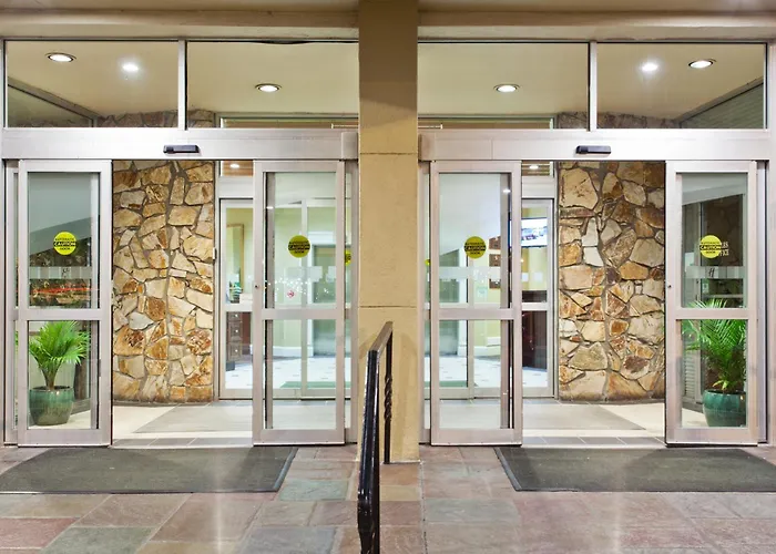 Holiday Inn Charleston-Riverview By Ihg