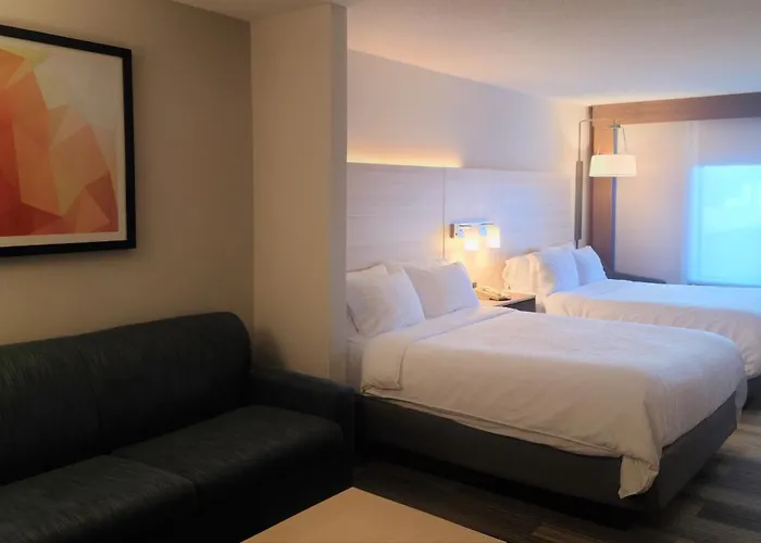 Holiday Inn Express Lordstown-Newton Falls/Warren By Ihg