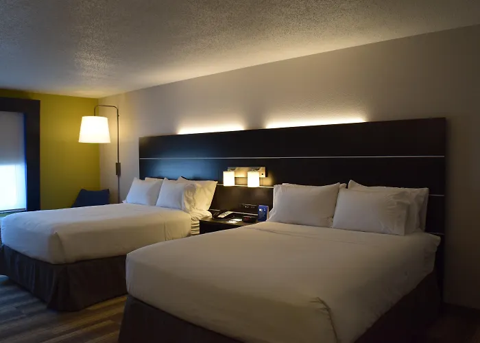 Holiday Inn Express & Suites Sparta