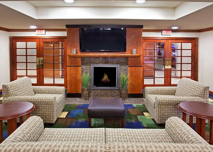 Holiday Inn Express Hotel & Suites East Lansing By Ihg