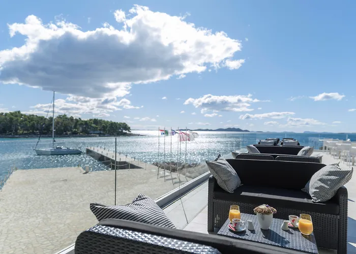 Crvena Luka Resort