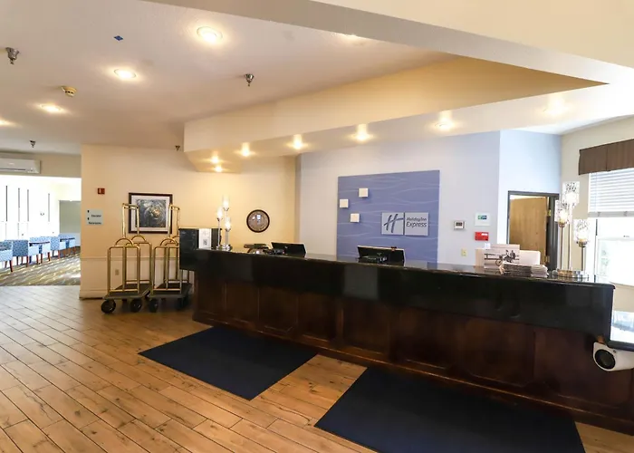 Holiday Inn Express St. Ignace-Lake Front By Ihg