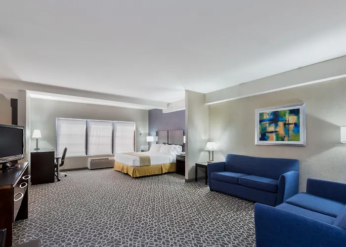 Holiday Inn Express & Suites Burlington - Mount Holly By Ihg