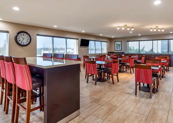 Comfort Suites Florence Shoals Area
