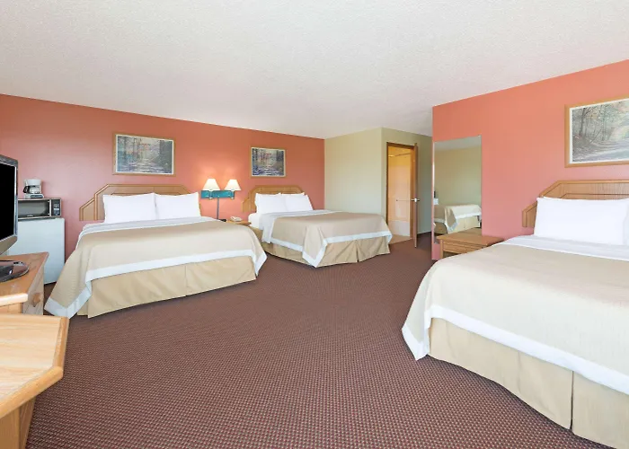 Days Inn By Wyndham Cameron