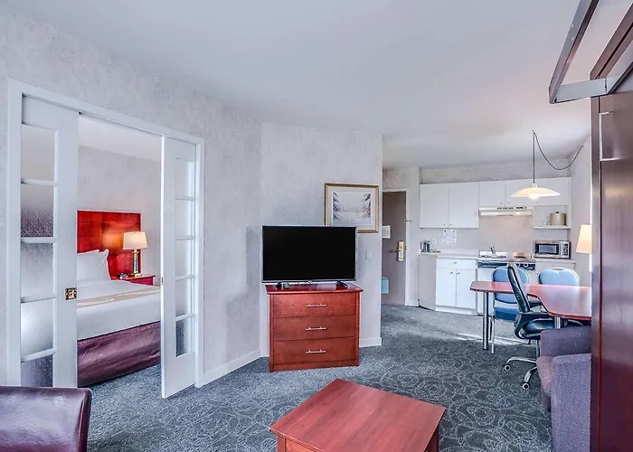 Quality Suites