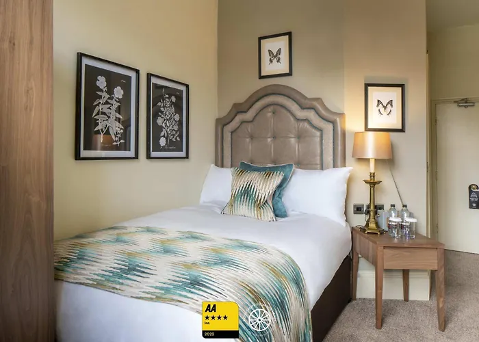 The Tudor House Hotel, Tewkesbury, Gloucestershire - The Coaching Inn Group