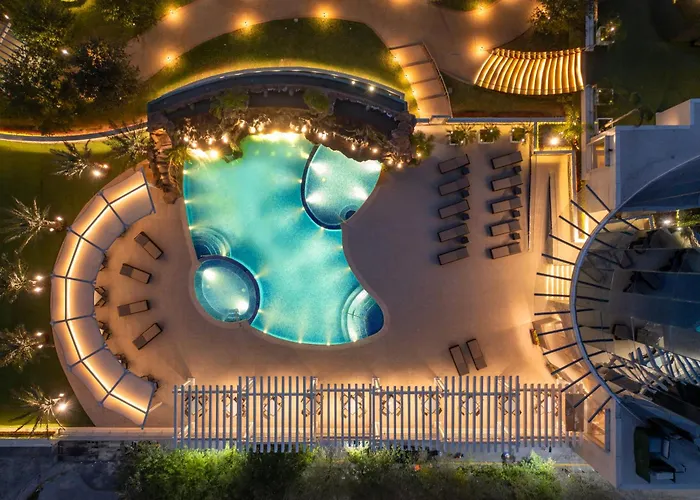 Safi Royal Luxury Metropolitan