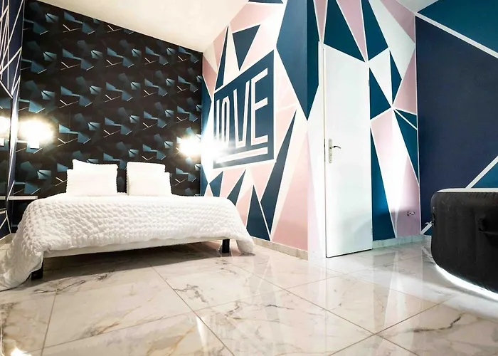 Hotel Center Saint-Quentin Centre Gare 24-24 Parking Prive