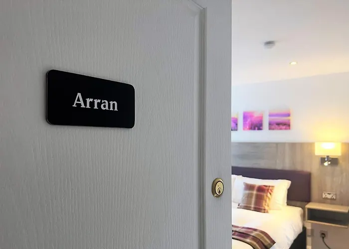 Fyne Rooms